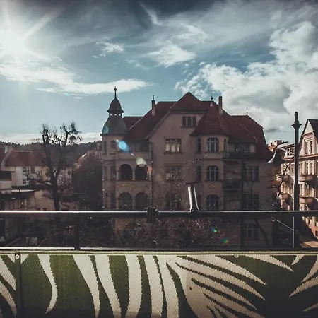 Song's Διαμέρισμα *